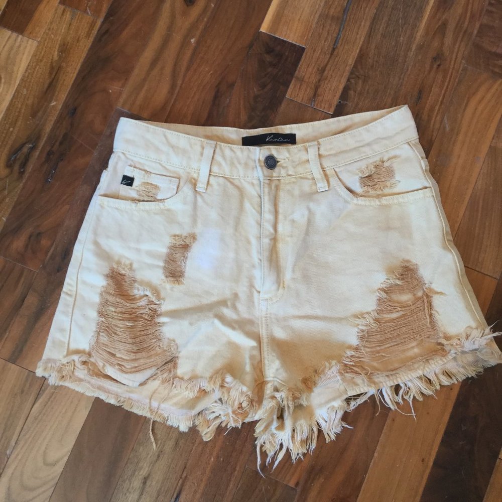 Destressed shorts yellow size small destressed denim excellent condition